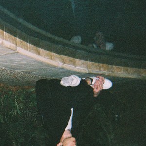 KTV女厕偷拍正面尿视频
