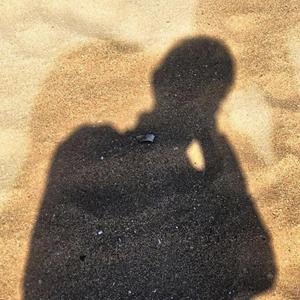 KTV女厕偷拍正面尿视频
