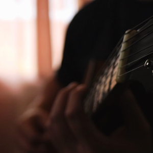 KTV女厕偷拍正面尿视频
